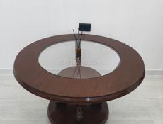 Журнальный стол.Самовывоз!