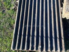 Продаю  плиты для щековой дробилки 