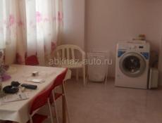 Сдам 2-х ком.квартиру в центре Сухума по ул. Воронова на длительный срок