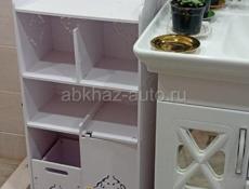 Продам новый комод ( не подошёл по интерьеру ) Отдам за 2 тысячи Звонить или писать на ватсап 7752026