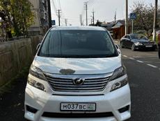 Toyota Alphard