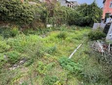 Центр Гагры, 4 сотки с недостроем, в 200 м от моря.