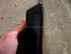 продаю айфон xr