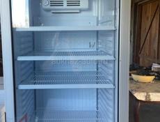 Витринный холодильник 