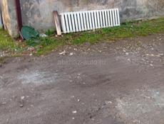 Продаётся батарея Звонить или писать на ватсап 7752026 Отдам за три тысячи