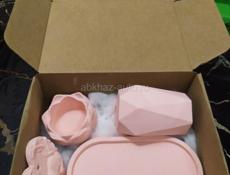 Продажа вазоны из бетона и различных форм из гипса