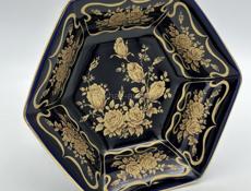 Набор новых ваз.