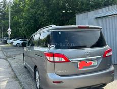 Обменяю авто на земельный участок под коммерцию