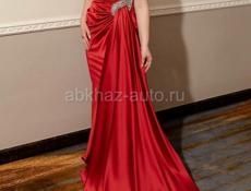 Продается платье вечернее