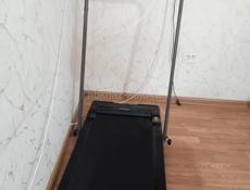 Продам беговую дорожку 