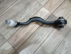 Рычаг правый нижний поперечный Мерседес W221