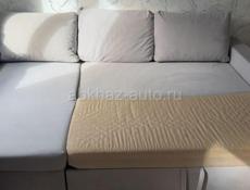 Угловой диван . Доставка обговаривается