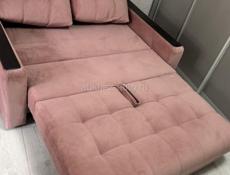 Диван . Доставка обговаривается