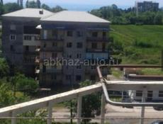 Продам 5ти комнатную квартиру в г. Гудауте