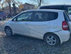 Хонда фит 2004 г и тд 