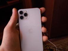 продаю телефон айфон 11 про все вопроссы по вотсапу  +79407128348