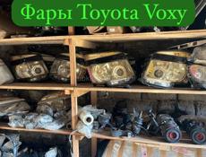 Toyota Voxy крылья, бампера, капоты, фары, катушки, радиаторы и тд 
