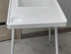 столик для кормления 