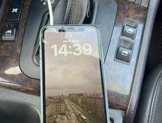 Продам срочно айфон за 15 возможен торг 