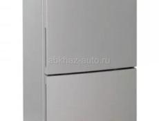 Холодильник Бирюса