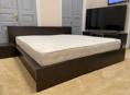 Кровать Большая с матрасом и тумбами