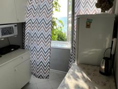 На берегу моря продается квартира.