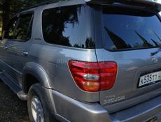 Toyota Sequoia