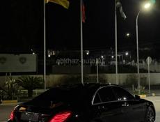 Mercedes-Benz S-Класс