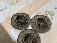 Колпаки на колеса от бумера 