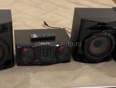 Музыкальный центр LG CJ45