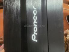 Усилок pioneer 1800w