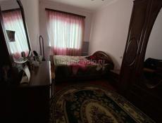 Срочно ! Жилая трехкомнатная квартира