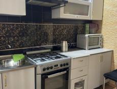 Сдается на год квартира ,центр,парк Славы -50 т.р