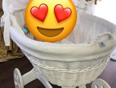 Коляска,люлька,стол для кормления