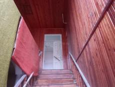 Огромный дом в центре Очамчиры.