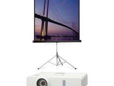 Проектор с экраном 