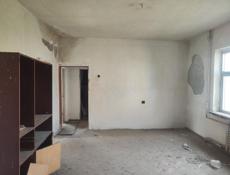 Огромная квартира в благоустроенным дворе для большой, дружной семьи 