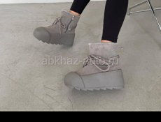 Женская обувь 