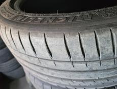 225 45 R18 MICHELIN