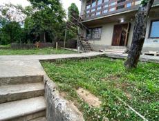 Дом в центре города старый Сухум