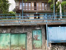 Дом в центре города старый Сухум