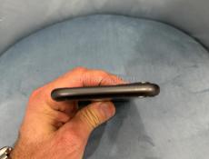iPhone 11 64gb 77%🔋