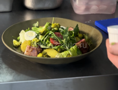 Требуется повар