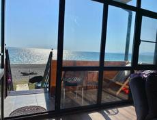 Сдаю двух комнатные апартаменты с новмым ремонтом и мебелью