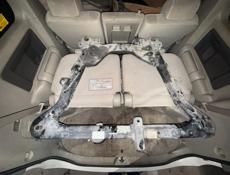 продам новую балку на toyota alphard 