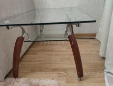 Продаётся журнальный стол
