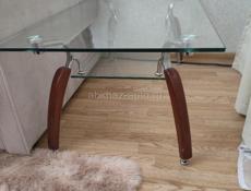 Продаётся журнальный стол