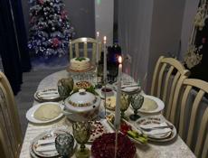 Продам стол и стулья