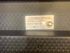 Продаю смнтезатор