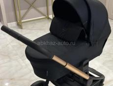 Продам совершенно новую коляску 2/1.Прогулочный блок вовсе не вскрывали. + в подарок 